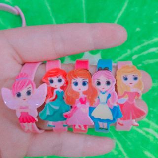 Vòng tay hình nhân vật hoạt hình chibi siu cute cho các bé gái