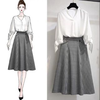 Đầm nữ tạo tổng hợp