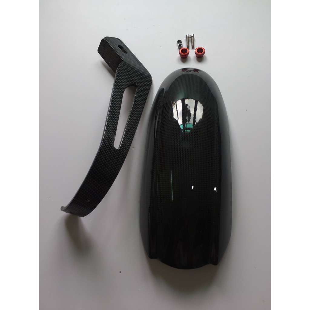 Chắn bùn siêu cao cấp abm sợi các bon nguyên khối.   chất độ bền cao cấp ex150 , winner , z1000