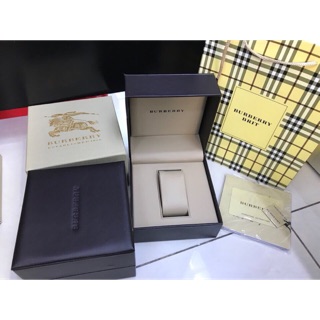 Hộp đồng hồ Burberry full box
