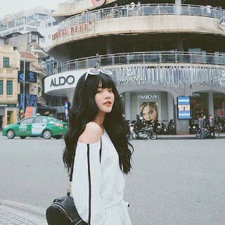 Áo lệch vai