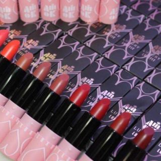 Son Amok Luxury Lovefit