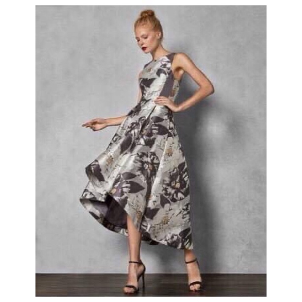 Đầm TED BAKER 🍀🍀🍀🍀