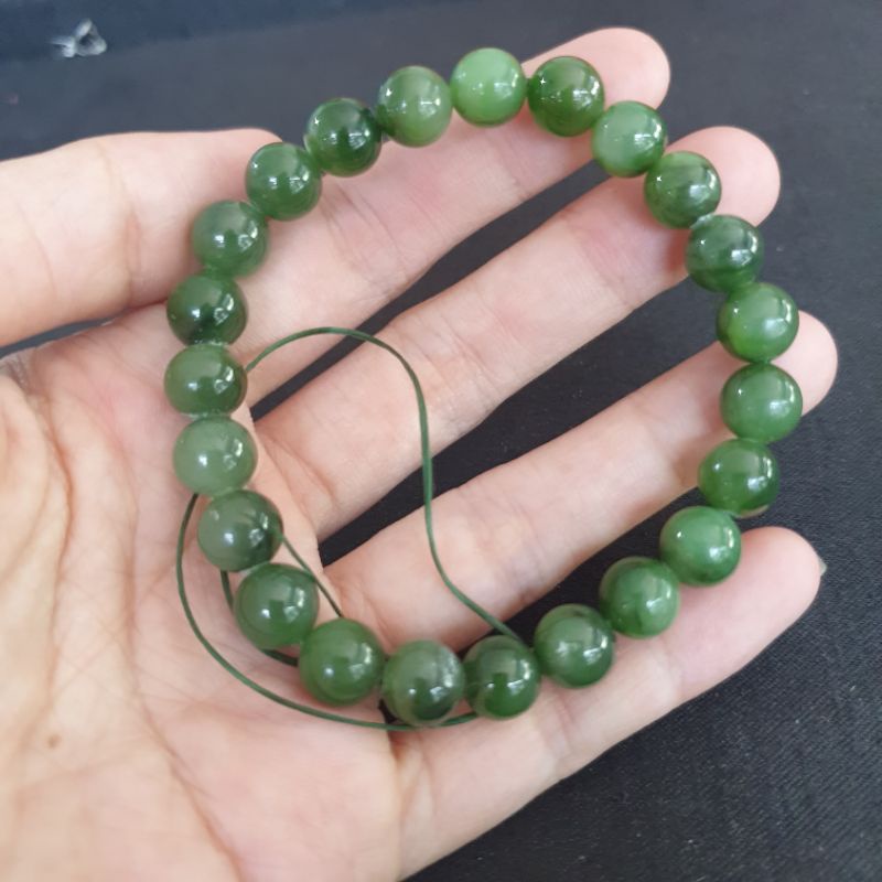 Vòng tay đá ngoc bich