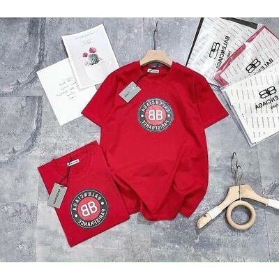 Áo phông nữ màu Đỏ fom rộng nổi bật