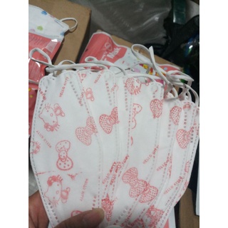 10 chiếc khẩu trang 4D KF94 cho bé