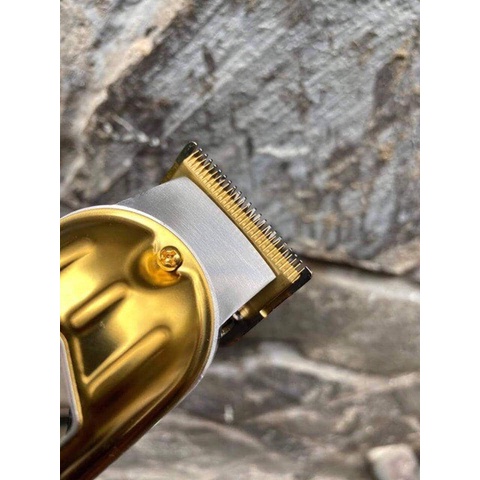 Tông đơ cắt tóc bấm viền cao cấp kemei 1949 sang trọng tinh tế công suất 5w vỏ hợp kim nguyên khối pin trâu lưỡi cắt sắc