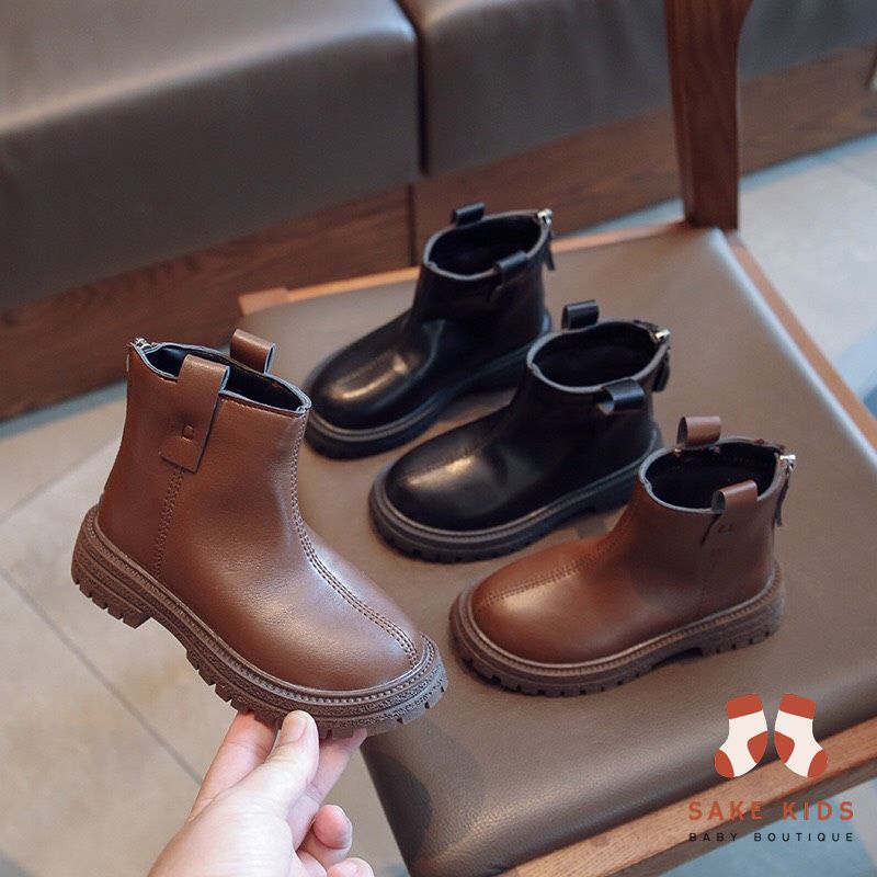 Giày bốt cao cổ cho bé - Bốt da mềm khoá kéo đế chống trơn trượt phong cách Hàn Quốc cho bé trai bé gái M673