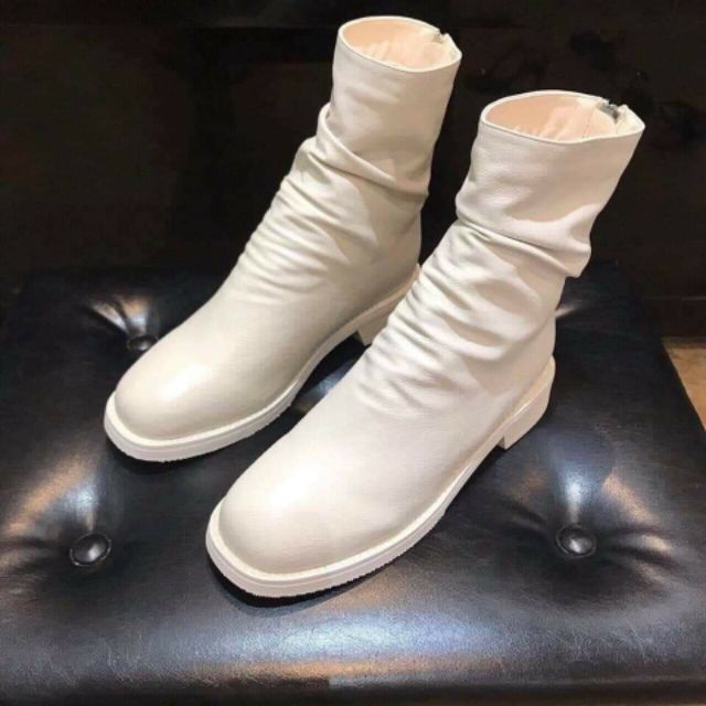 Bốt nữ cổ lửng kiểu dáng hàn quốc hót 2k19 | BigBuy360 - bigbuy360.vn