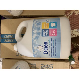 nước giặt xả DNEE Thái Lan cho bé 3000ml