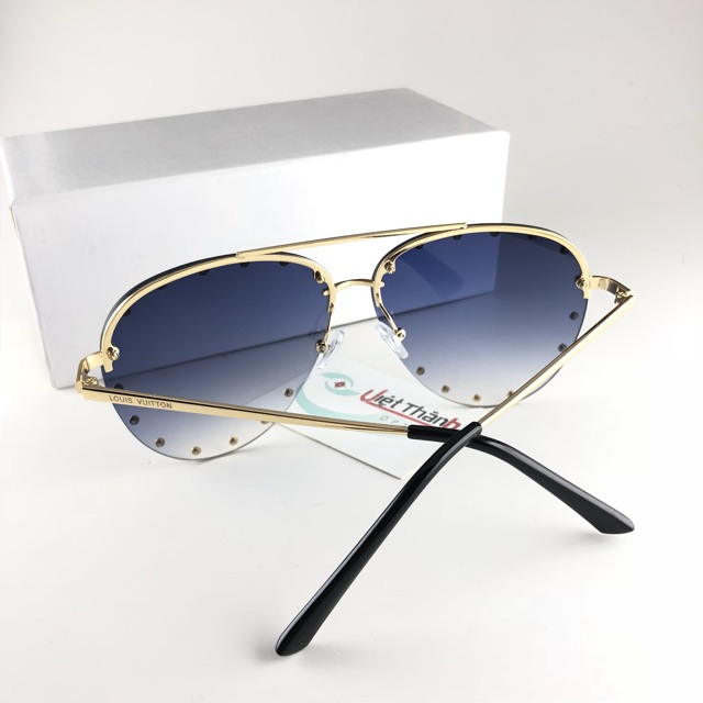 Kính phi công đinh tán