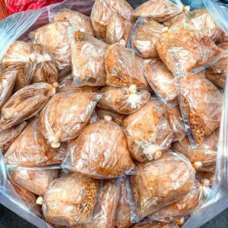 sỉ100goi bánh tráng xike muối tỏi siêu cay gói 40gr