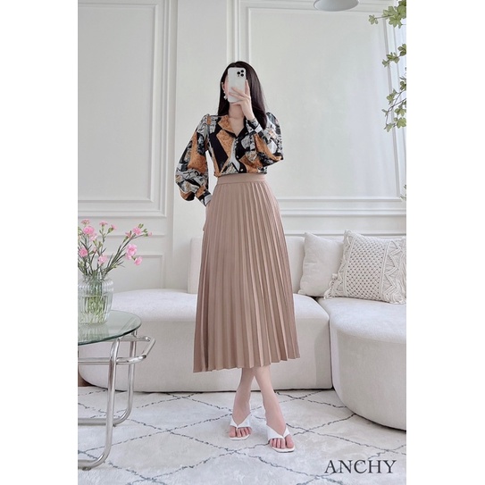 AS005 - Chân váy dập ly đen trắng