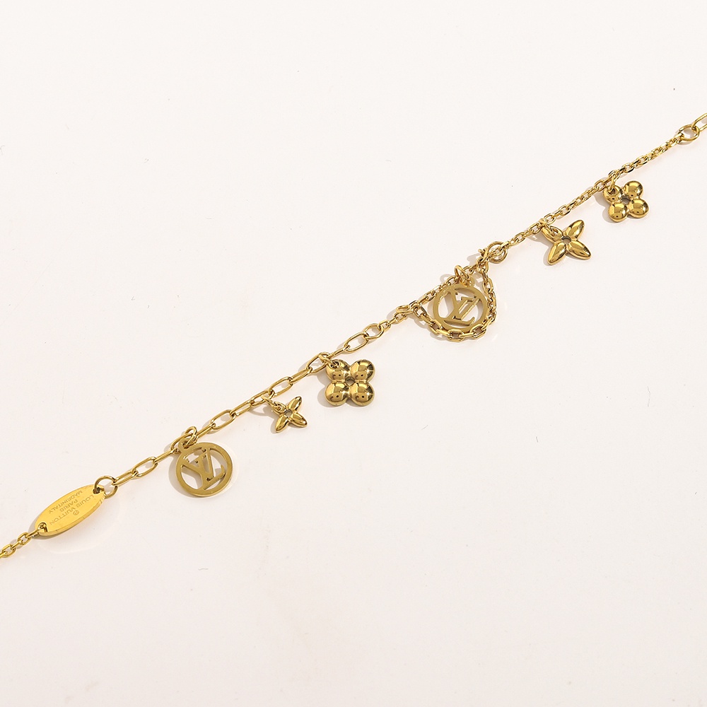 Vòng Tay Louis Vuitton Bằng Thép Titan Họa Tiết LV Monogram