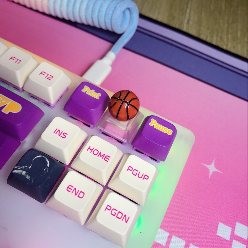 Keycap bóng rổ, bóng đá xuyên led 🏀⚽️ Keycaps basketball foodball handmade trang trí bàn phím cơ gaming