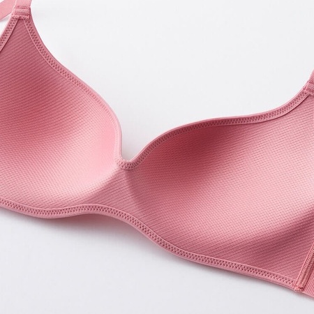 Áo lót nữ không gọng mút mỏng định hình ngực Tuché Gunze Future Bra JB6013H Nội Địa Nhật