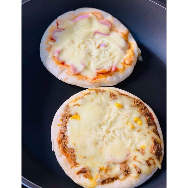 Pizza mini hút chân không sẵn nhân thịt siêu nhiều cheese