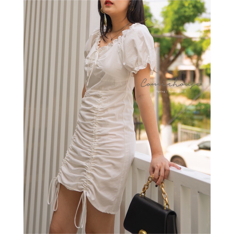 đầm trắng rút dây comic