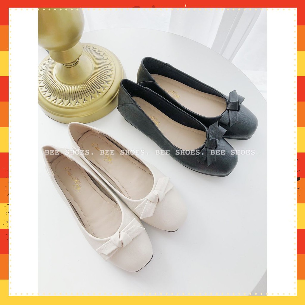 BEESHOES - GIÀY BÚP BÊ MŨI TRÒN DA MỀM SIÊU ÊM  - GIÀY BÚP BÊ THỜI TRANG ĐẾ BỆT SIÊU ÊM MÀU ĐEN KEM 8074