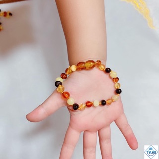 Vòng hổ phách cho bé