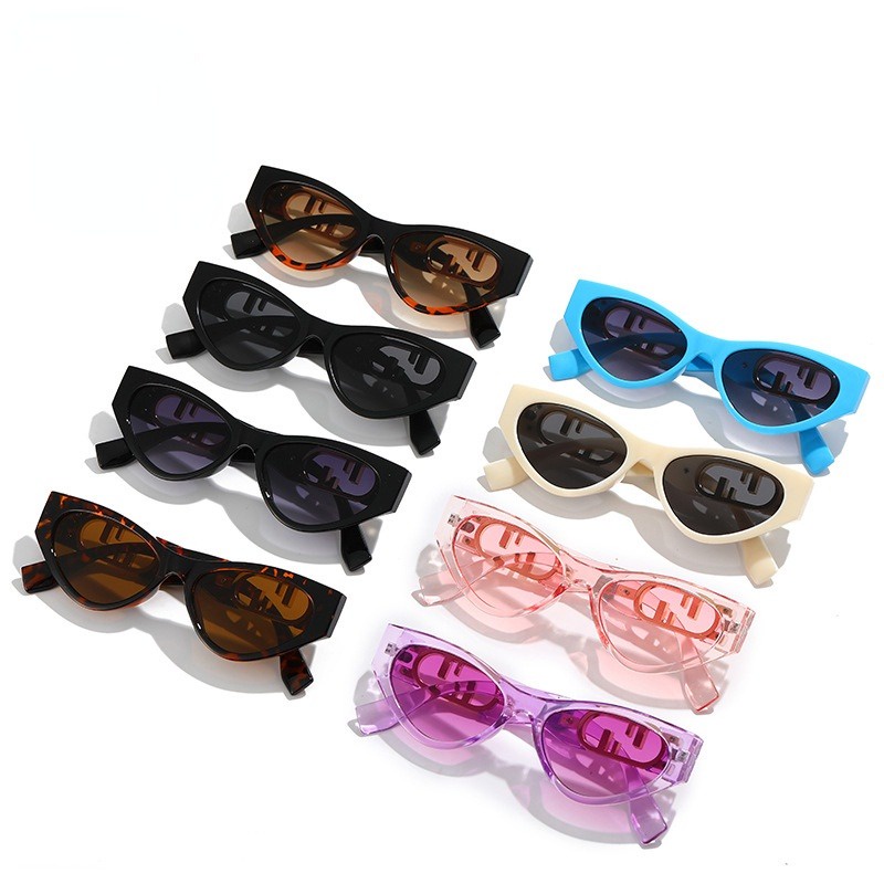 Kính Mát Thời Trang Hình Mắt Mèo Màu Sắc Ngọt Ngào Phong Cách Phương Tây