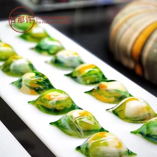 Khuôn làm chocolate bonbons