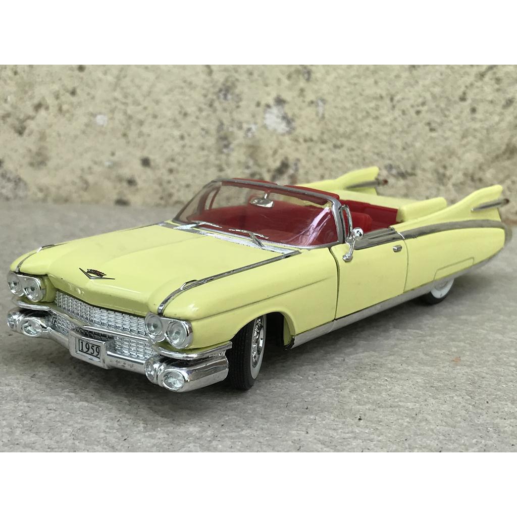 Mô hình xe cổ Cadillac Fleetwood 1938 - 1:32