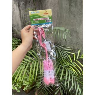 Combo cọ bình Akido + bấm móng tay