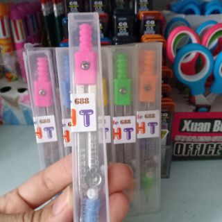 Compa ngòi chị khúc mẫu 688