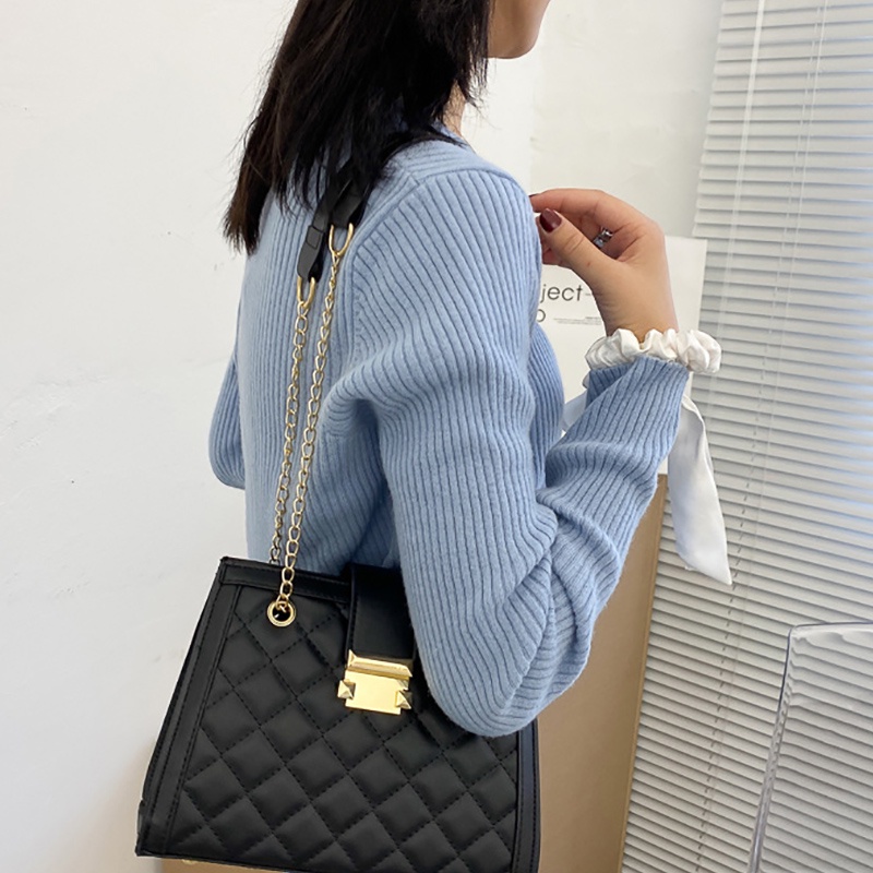 Túi xách IELGY hình vuông nhỏ đeo chéo vai phối dây xích bề mặt lưới