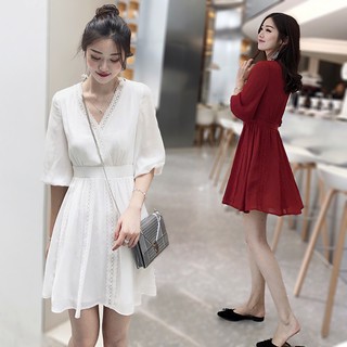 Váy nữ tính dáng xòe