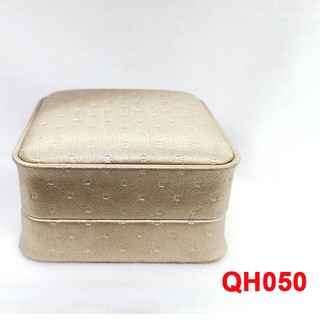 Hộp đựng trang sức, vòng tay bọc gấm vàng