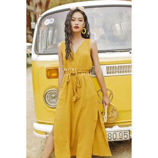 Mori mori - đầm xô sát nách cổ v xẻ tà kèm belt tết