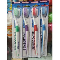 Bàn chải sensodyne