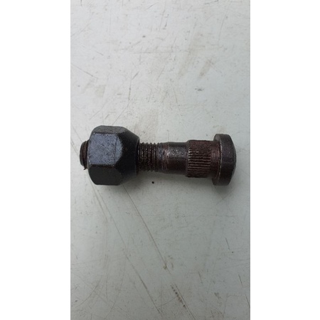 ỐC TẮC KÊ SAU Ô TÔ HUYN ĐAI 1 TẤN đời1997 ( giá 1 con)