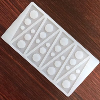 Khuôn silicone đổ socola hình tam giác
