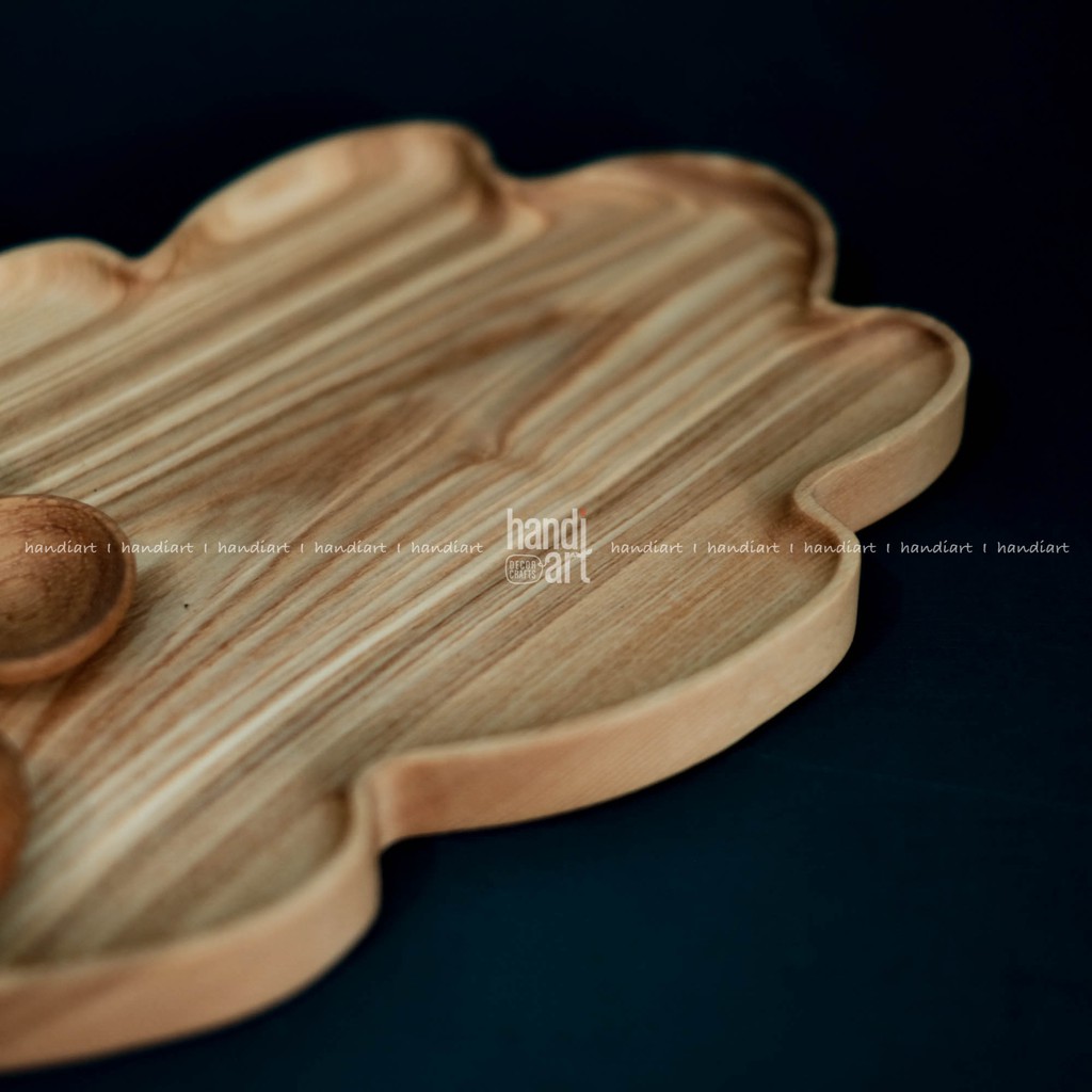 Khay gỗ lá cách điệu -  Wooden tray leaves (37*18cm)