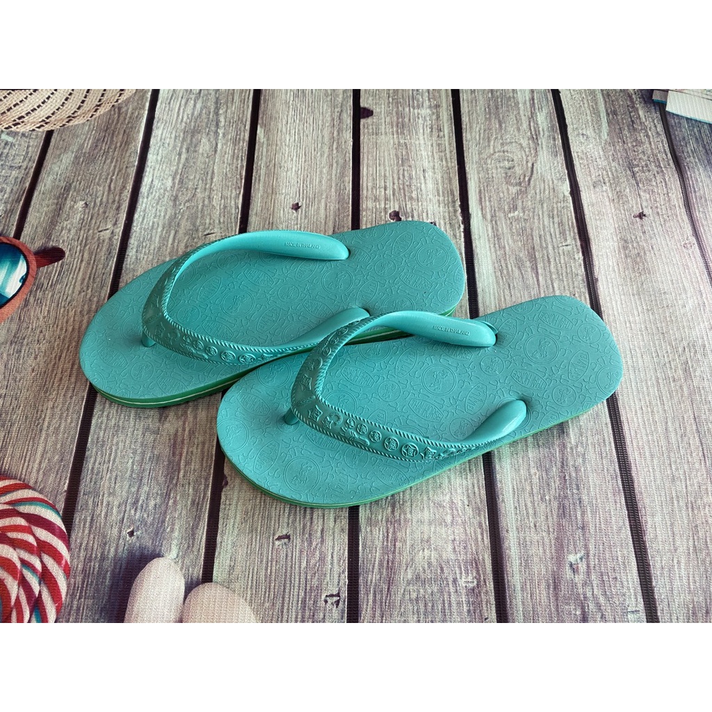 Dép,tông lào truyền thống