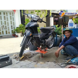 BEN HƠI RỬA XE