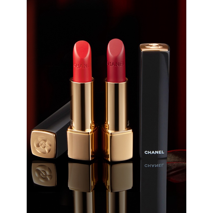 Son Môi Nhung Lì Thiết Kế Hình Đầu Sư Tử Ấn Tượng