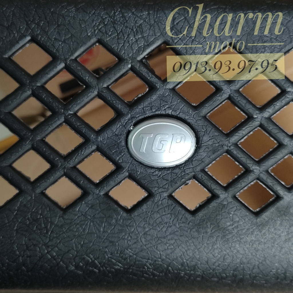 Hộp / Hộc đựng đồ - Rổ giữa Xe Yamaha Mio nhỏ / Mio đời đầu 2004 - 2006