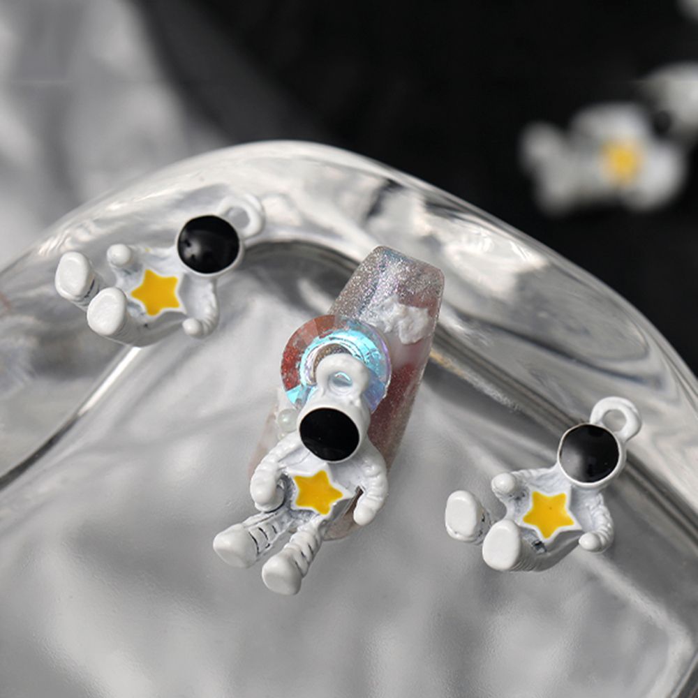 [Hàng mới về] Phụ kiện trang trí móng tay nghệ thuật hình phi hành gia hoạt hình 3D kiểu dáng sáng tạo độc đáo