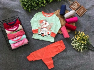 Sale 3 bộ tay dài bé gái