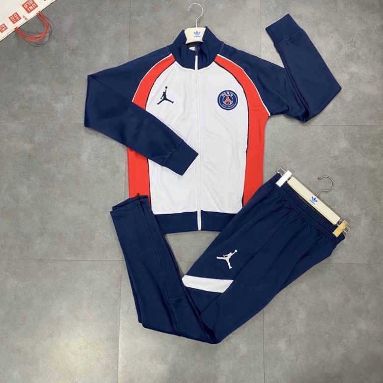 THANH LÝ LẺ ÁO Adidas đen viền vàng SIZE M