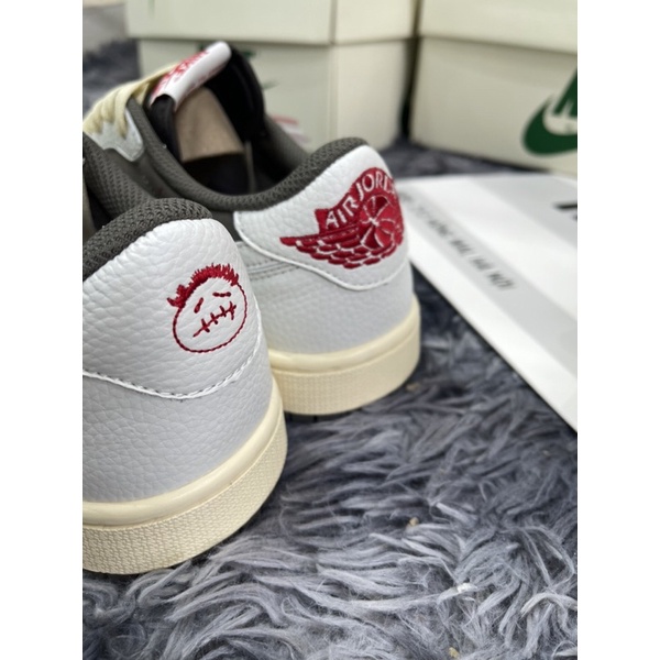 Giầy Thể Thao Jordan 1 low Travis Scott Mocha Da Phấn Best