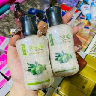 Tẩy tế bào chết Face Swhite Hạt mơ