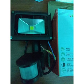Đèn pha led cảm ứng chống trộm  10W