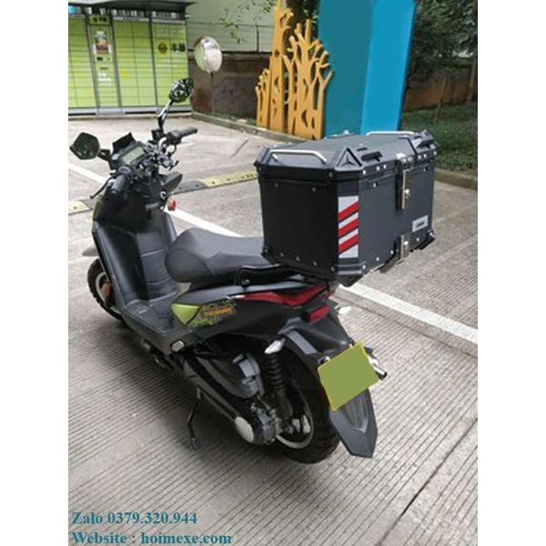 Thùng Top Box Màu Đen Nhôm 43L Sau Xe Máy, Xe Motor.