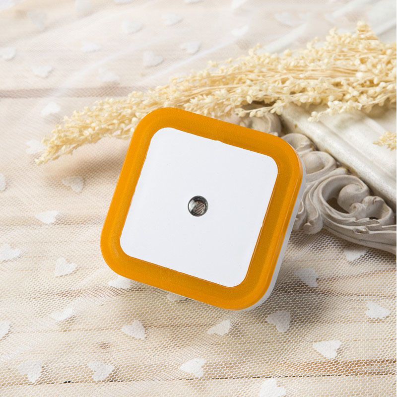 Đèn ngủ nhiều màu hình vuông,,,