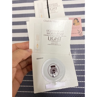 Kem dưỡng charlotte tilbury lightweight moisturiser